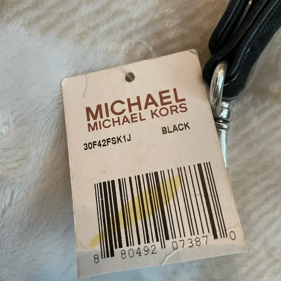 Michael Kors Black and Silver Key Holder - Picture 5 of 9